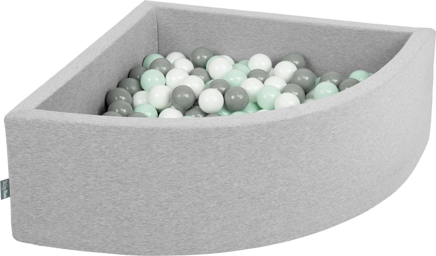 KiddyMoon KiddyMoon Suchy basen trójkątny z piłeczkami 7cm jasnoszary: biały-szary-mięta 90x30cm/300piłek Zabawka basen piankowy
