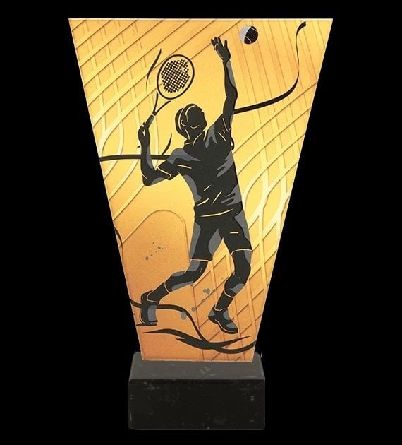 Victoria Sport Monochromatyczne trofeum szklane na podstawie marmurowej - TENIS ZIEMNY MĘŻCZYZNA