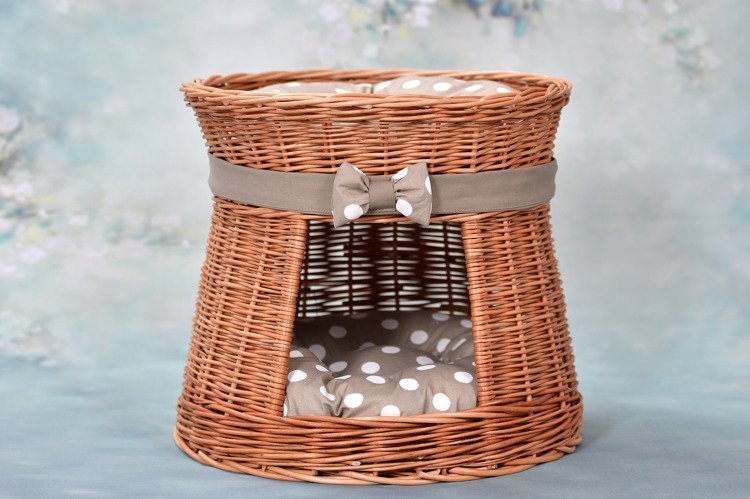 WickerPL ROSIE BUDA DLA KOTA LEŻAK DLA ZWIERZĄT DOMEK DLA KOTA Z WIKLINY PIĘTROWY Z PODUSZKAMI 48 H43 CM