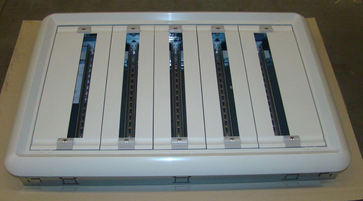 Legrand Rozdzielnica wnękowa izolowana, 5x24 modułów - 020065