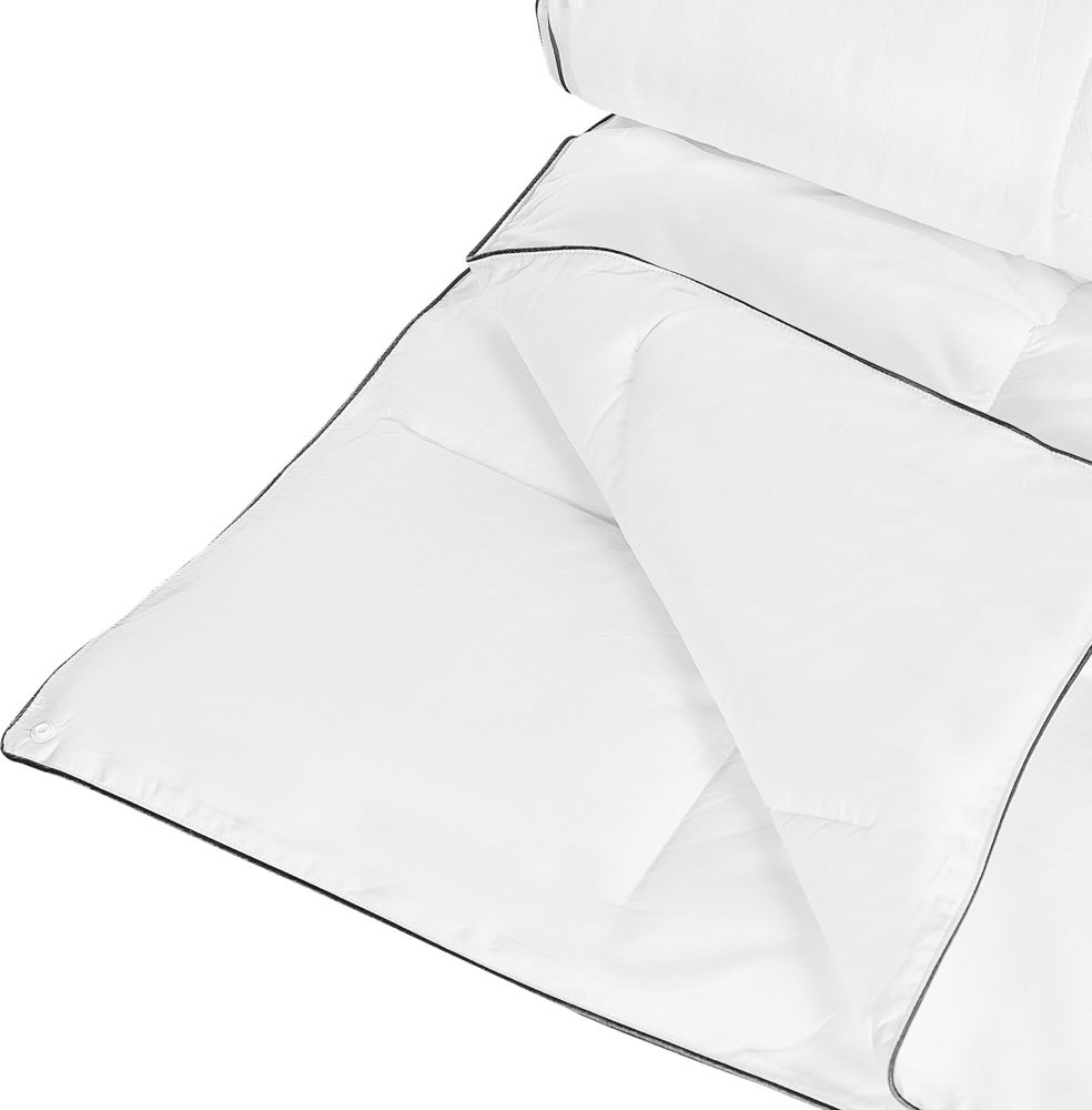 Beliani Kołdra całoroczna bawełniana 200 x 220 cm NUPTSE