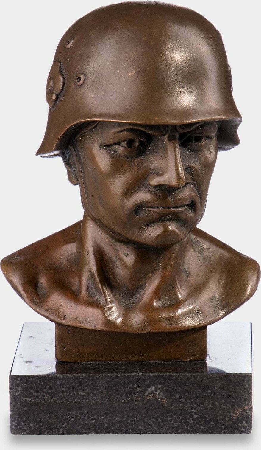 rzezbyzbrazu Żołnierz w Hełmie Rzeźba z Brązu