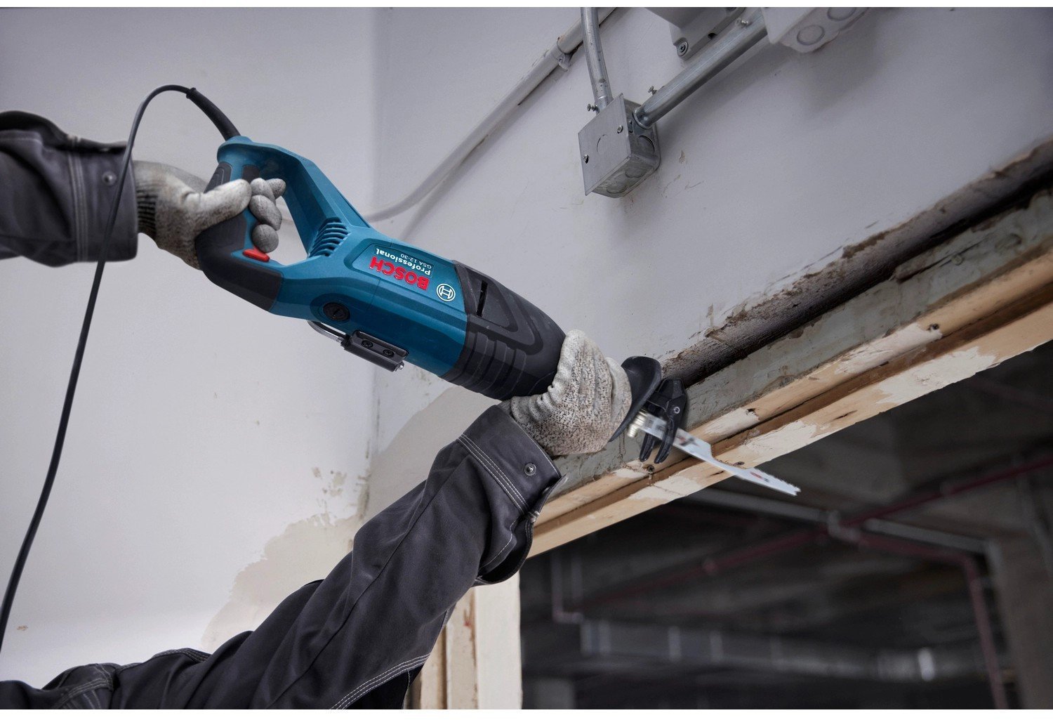 GSA 12-30 piła szablasta 1250W karton