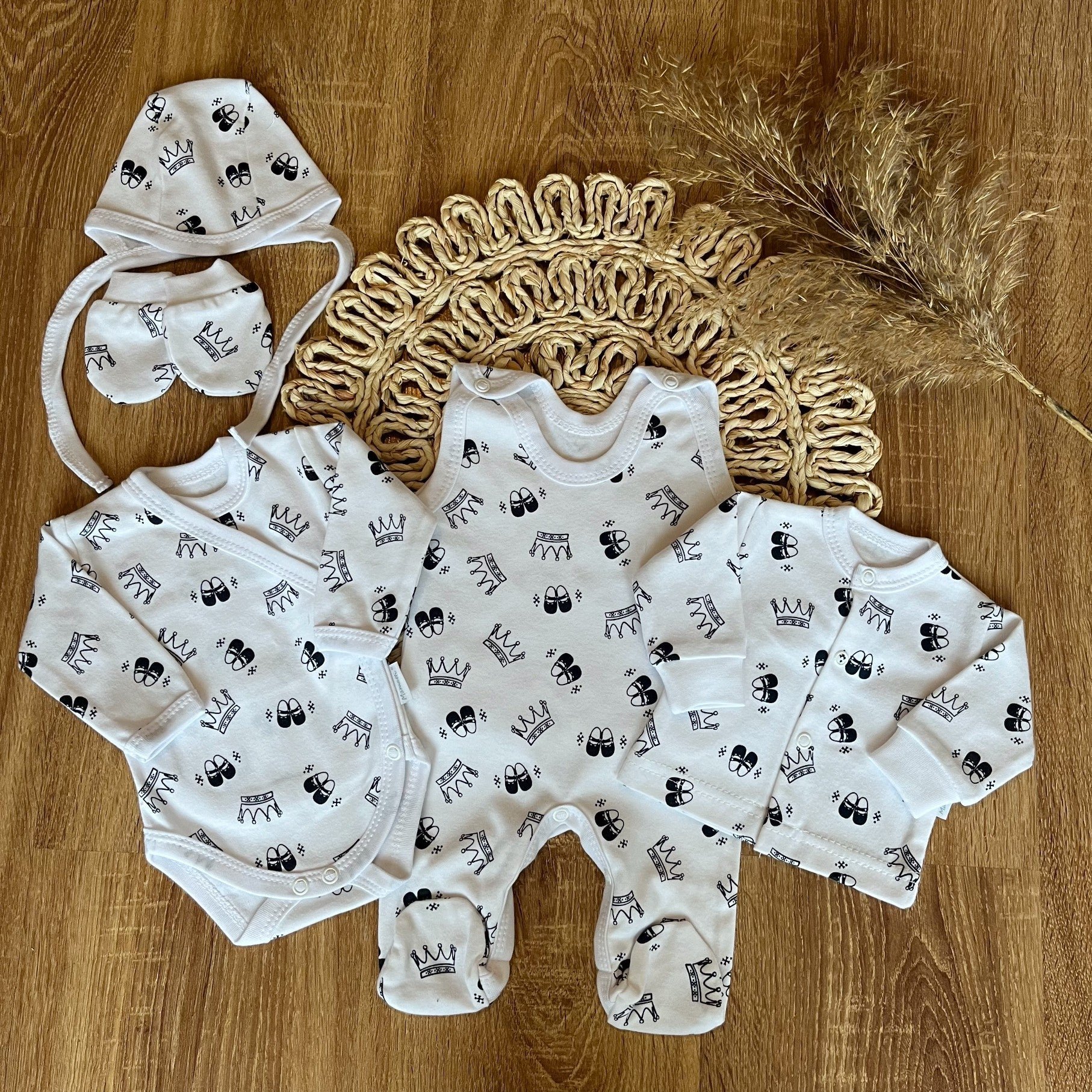 Mamatti Wyprawka niemowlęca 5 cz. Korony