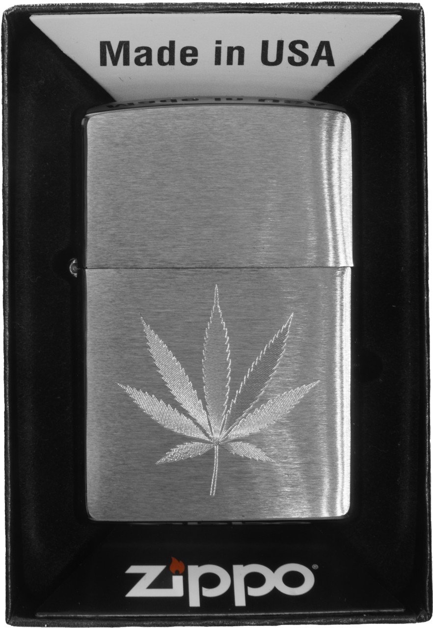 Zapalniczka ZIPPO LEAF DESIGN ENGRAVED 60003698