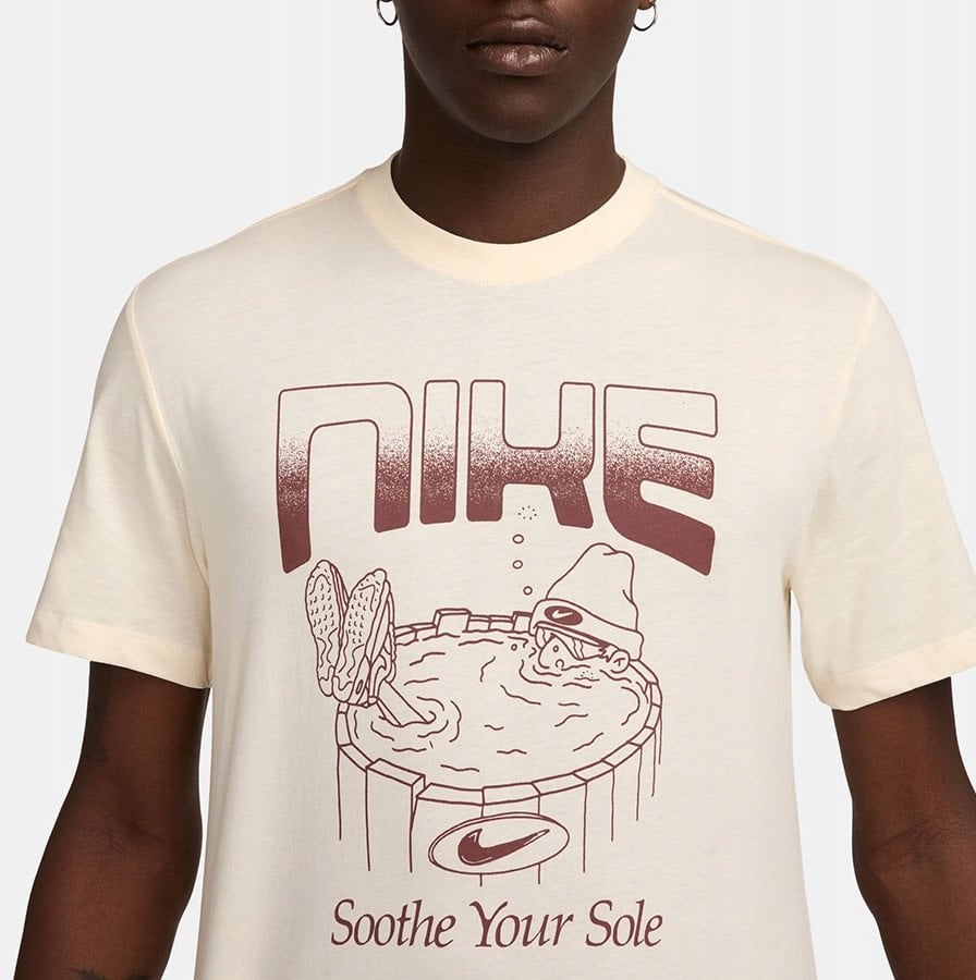 T-Shirt Nike Sportswear graphics HQ9264-110