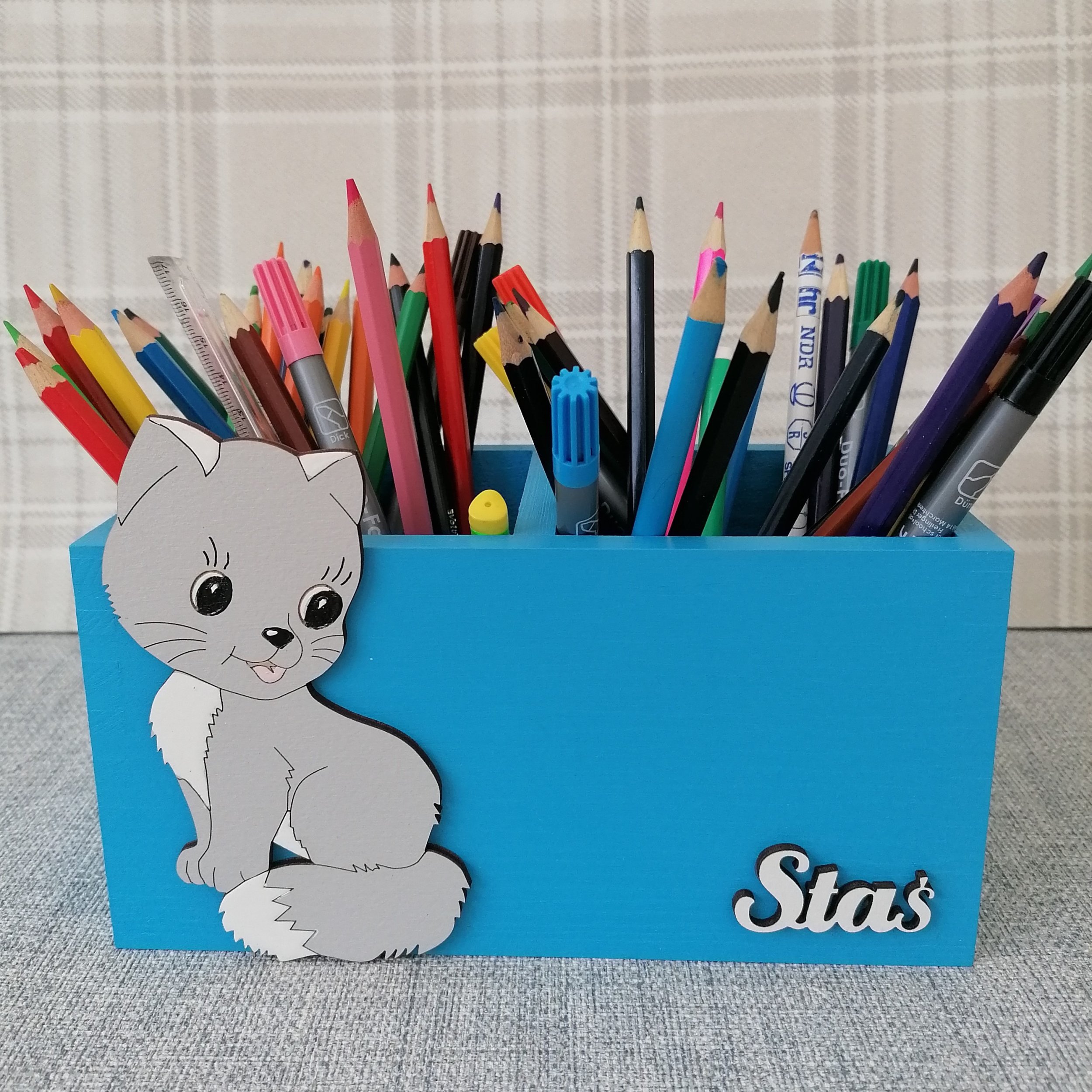 Przybornik na kredki O2K28