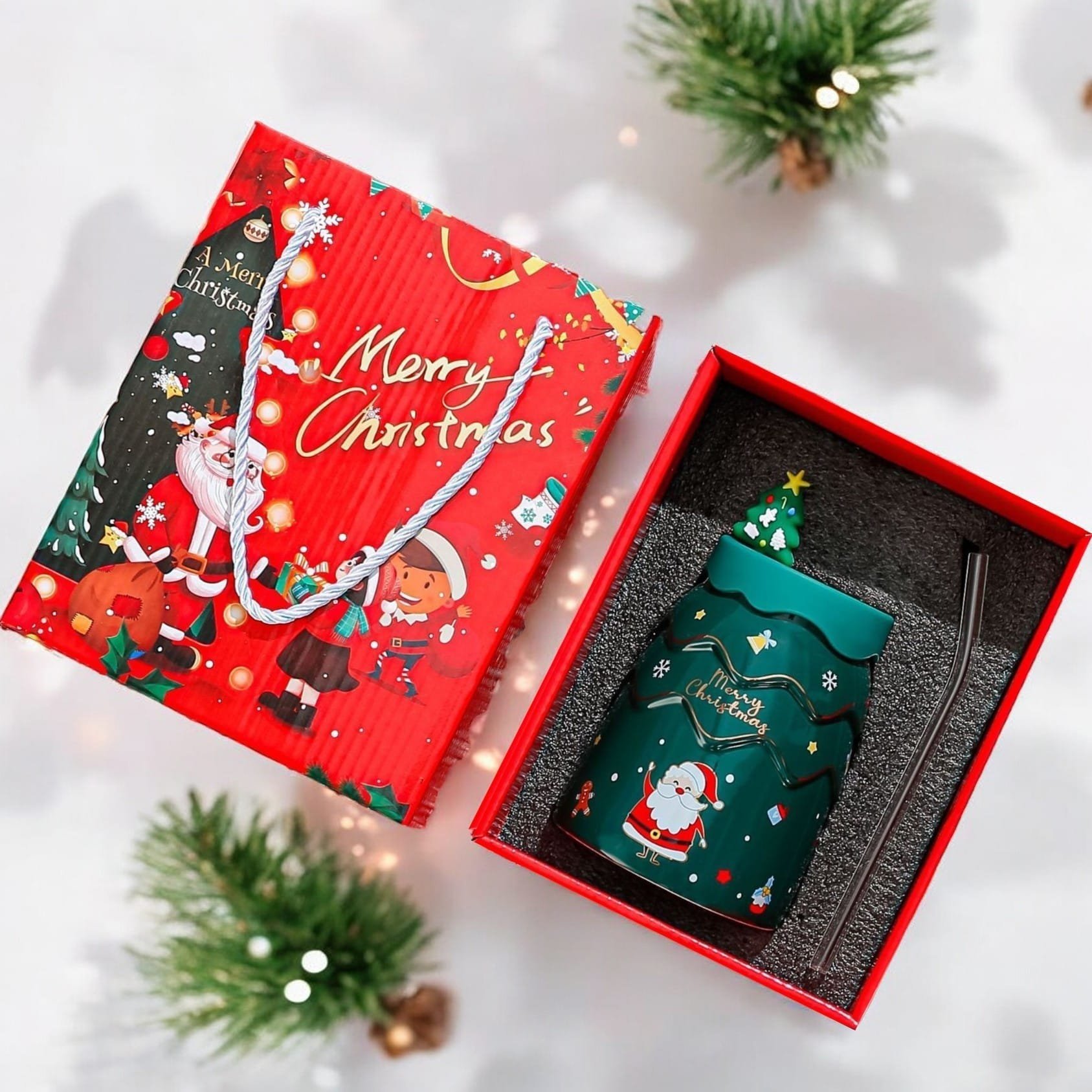 ECARLA Kubek świąteczny z silikonową pokrywką i rurką - zielony KB06ZIE 400 ml