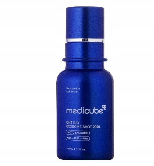 Medicube One Day Exosome Shot 2000 - Rewitalizujące serum z mikroigłami, 30ml