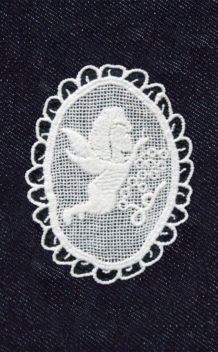 Ki-Sign Naprasow. Koronkowa Aniołek