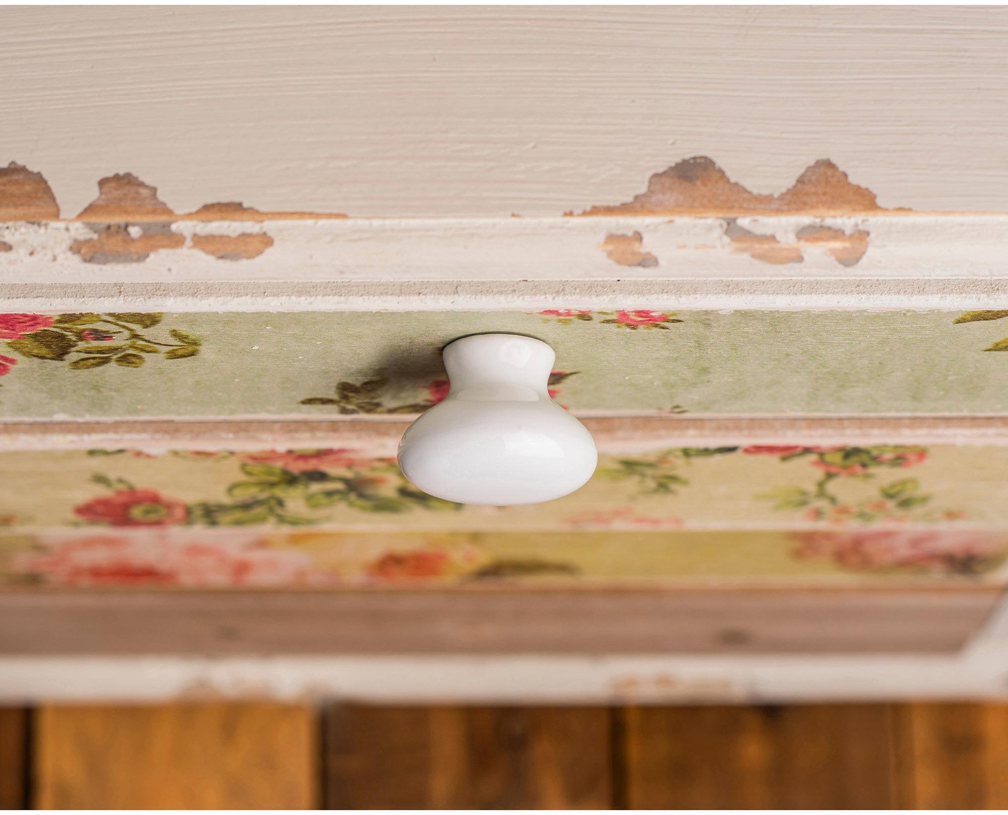 FURNITURE KNOB D30 7-821.30.01 WHITE