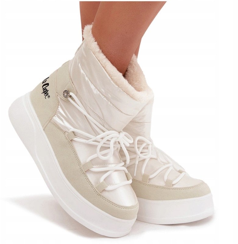Buty damskie Lee Cooper białe LCJ-25-03-3815LA 36