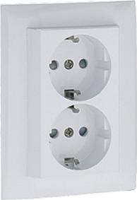 Efapel EFAPEL LOGUS90 GNIAZDO PODWÓJNE SCHUKO BIAŁY 90332 CBR