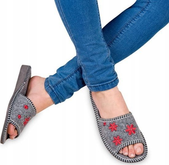 NOWO KLAPKI DAMSKIE FILCOWE KAPCIE WYGODNE GÓRALSKIE