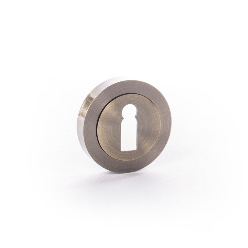 KEY ESCUTCHEON A01 ANTIQUE BRASS