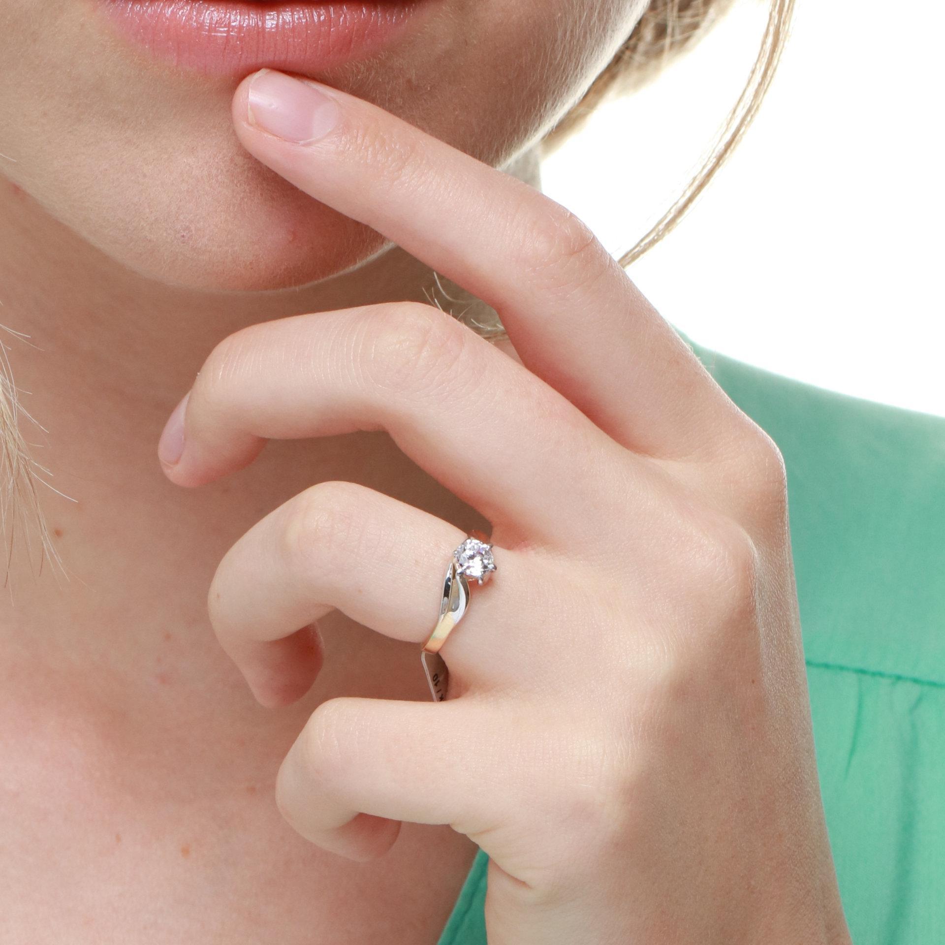 Rosanto Złoty pierścionek z cyrkonią roz. 10 333 8k