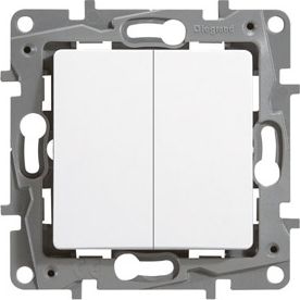 Legrand Łącznik schodowy podwójny 10AX biały (764502)