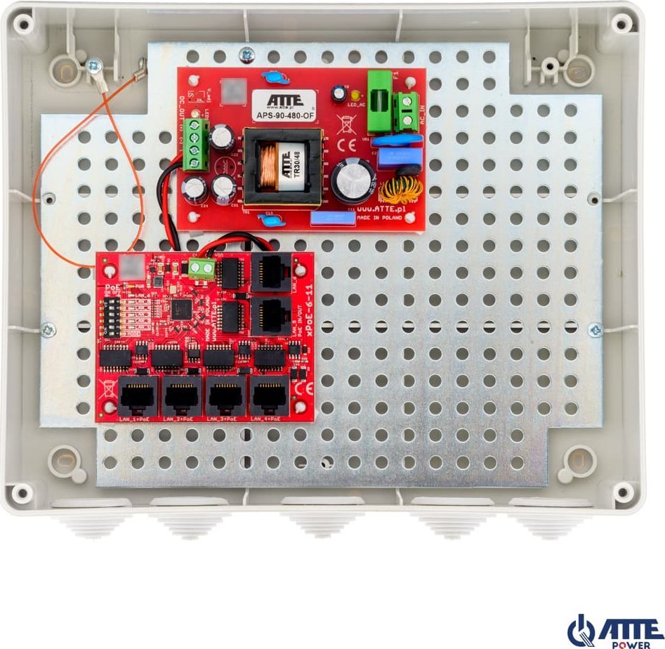Atte Zestaw do 5 kamer IP switch PoE 5P+1UP IP-5-11-L3