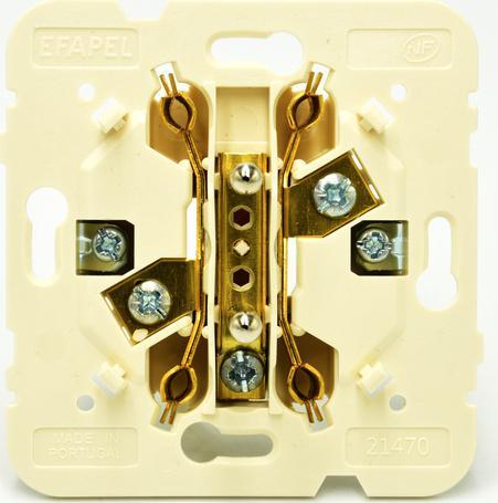 Efapel EFAPEL LOGUS90 GNIAZDO PODWÓJNE Z UZIEMIENIEM 21470