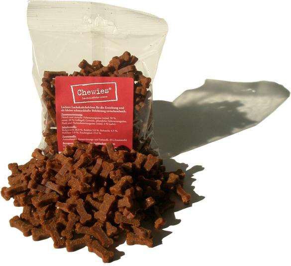 Chewies Kosteczki Łososiowe 200g