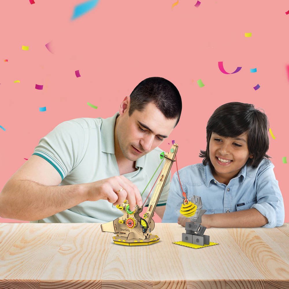 UGEARS Smartivity Drewniane Mechaniczne Puzzle 3D - Żuraw Konstrukcyjny