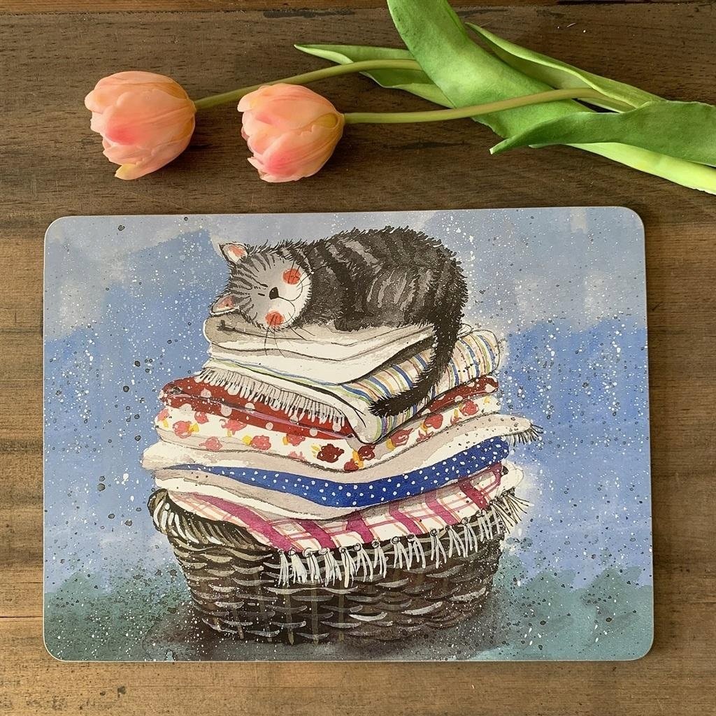 Crocodile Creek Podkładka pod talerz MT34 Kot na koszu z praniem