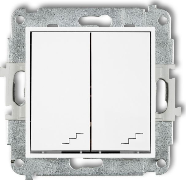Karlik Mini Łącznik podwójny schodowy biały (MWP-33)
