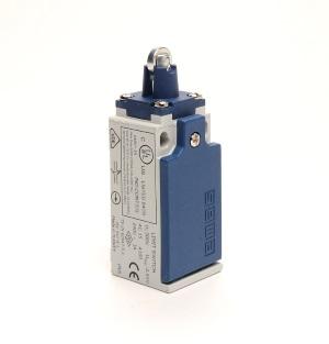 Promet Łącznik w obudowie z tworzywa 1NC+1NO popychacz z rolką metalową - T0-L5K13MUM331