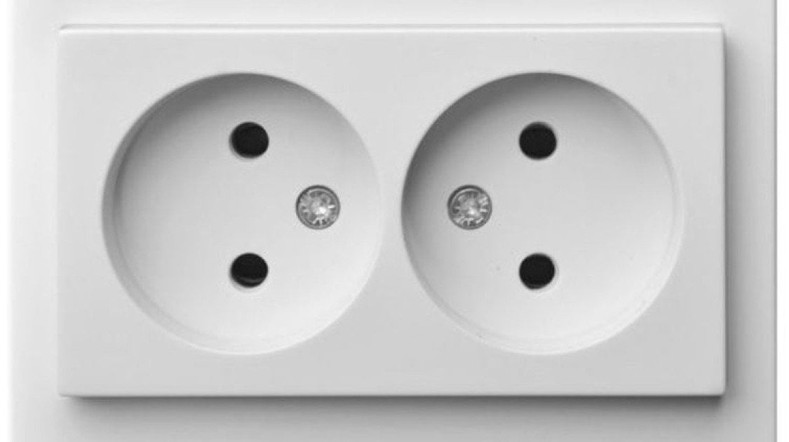 POWERP UND. 2PLUGS WHITE