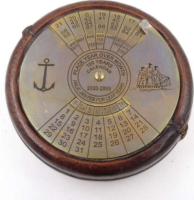 Giftdeco Kalendarz Wieczysty Przycisk do papieru