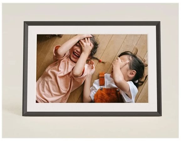 Ramka AURA Aura Frames Carver Mat - Cyfrowa ramka na zdjęcia - 25.7 cm (10.1") - 1280 x 800 - gravel with white mat