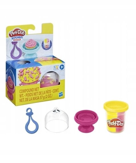 Play Doh cupcakes and macarons