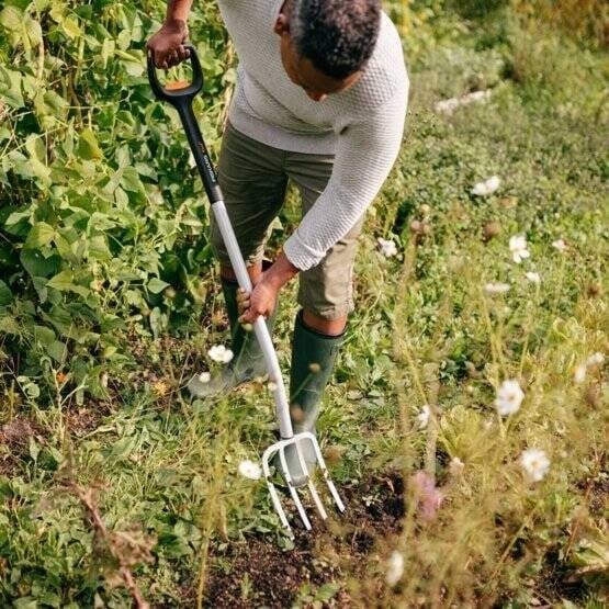 Fiskars FISKARS WIDŁY DO KOPANIA TELESKOPOWE XACT