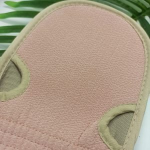 Yeye Rękawica dwustronnado peelingu i kąpieli Yeye Różowy