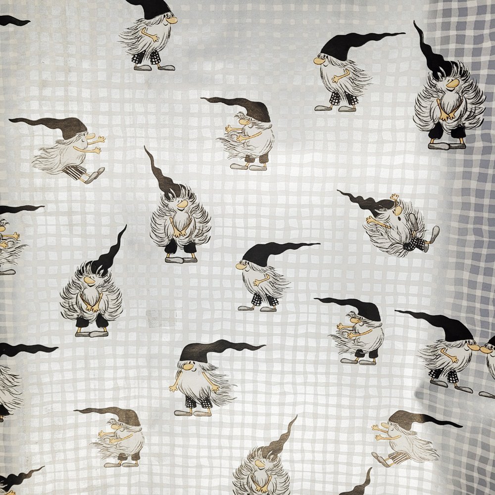 Papier srebrny krasnal do prezentów 57cmx20m 20m335