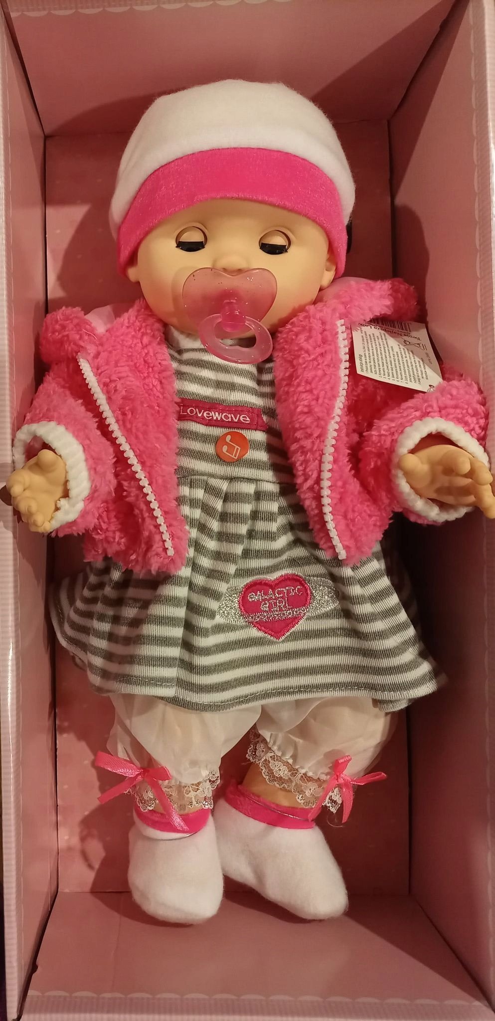 Adar Lalka dziewczynka 40cm z dźwiękiem w pudełku 530003