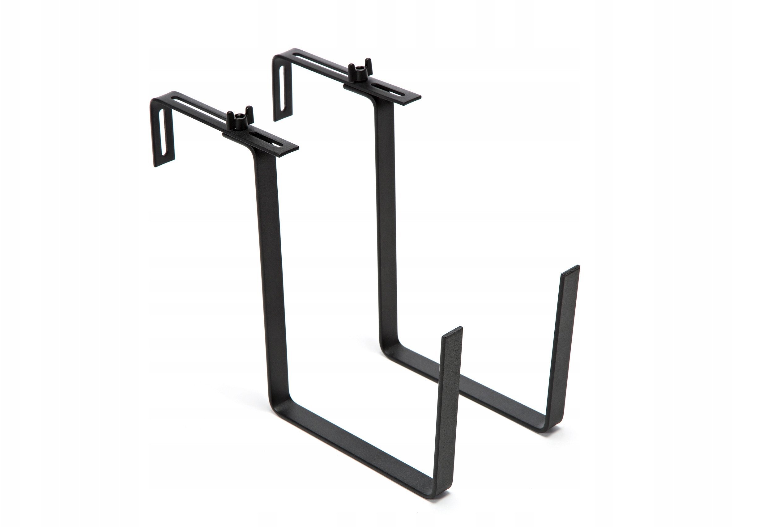 Turetajs balkona kastei Begonija metala