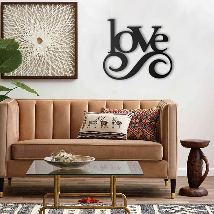 Pirudem Napis Love - metalowa ozdoba ścienna 430 x 500 mm