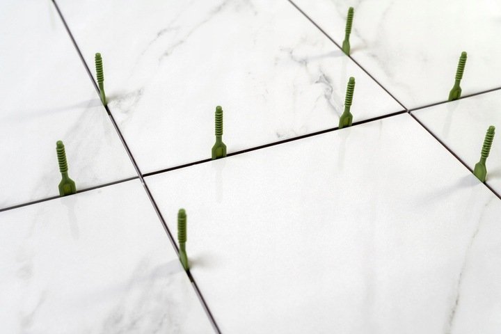 AWTools SYSTEM POZIOMOWANIA PŁYTEK BAZA PROSTA 1mm /100szt. PRO-LEVELING