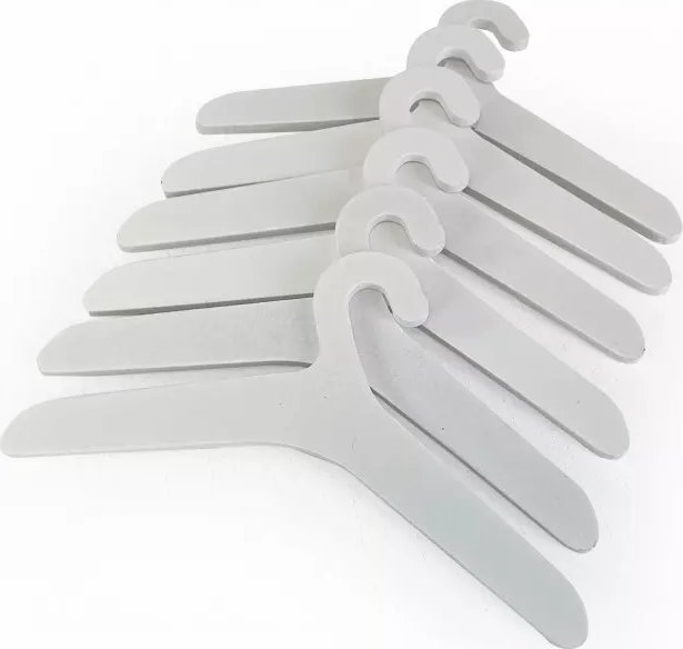 Happy Friend HAPPY FRIEND Wooden Hangers 6 pack