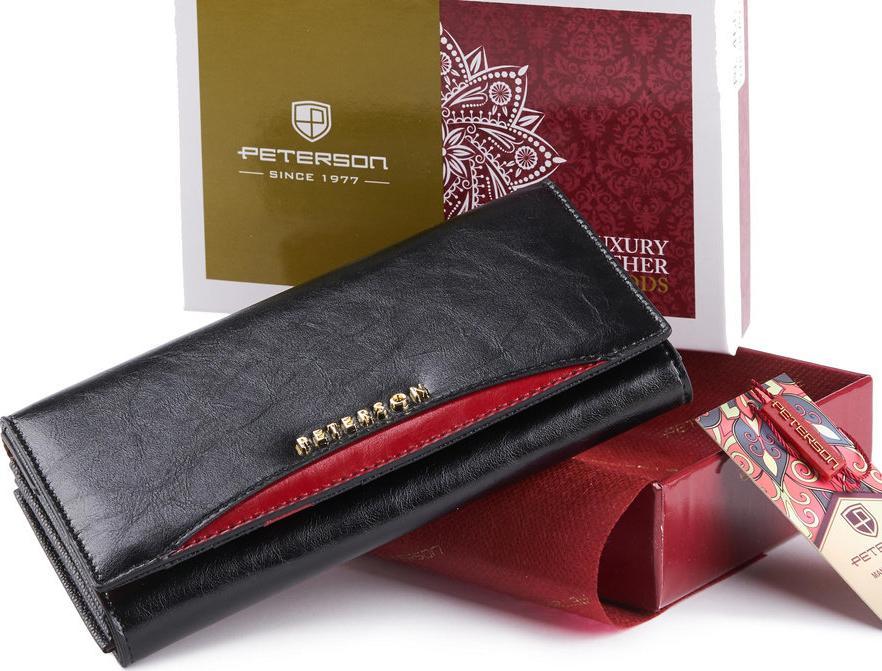 Peterson Skórzany portfel damski zamykany klapką z akcentem Peterson NoSize