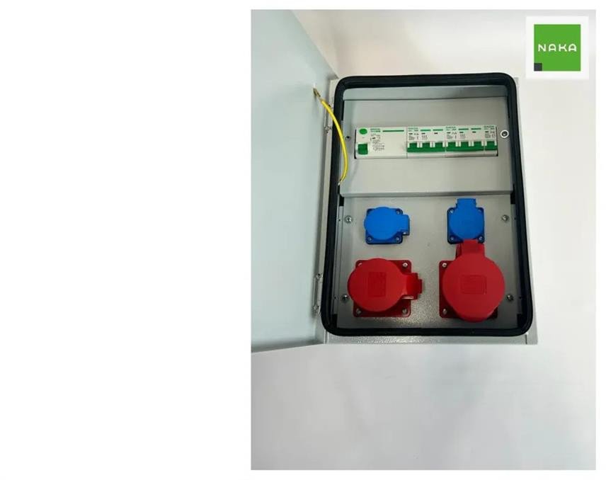 IP54 Metalowa rozdzielnica ścienna CEE 32A 16A 2x230V z bezpiecznikami FI 94V-1