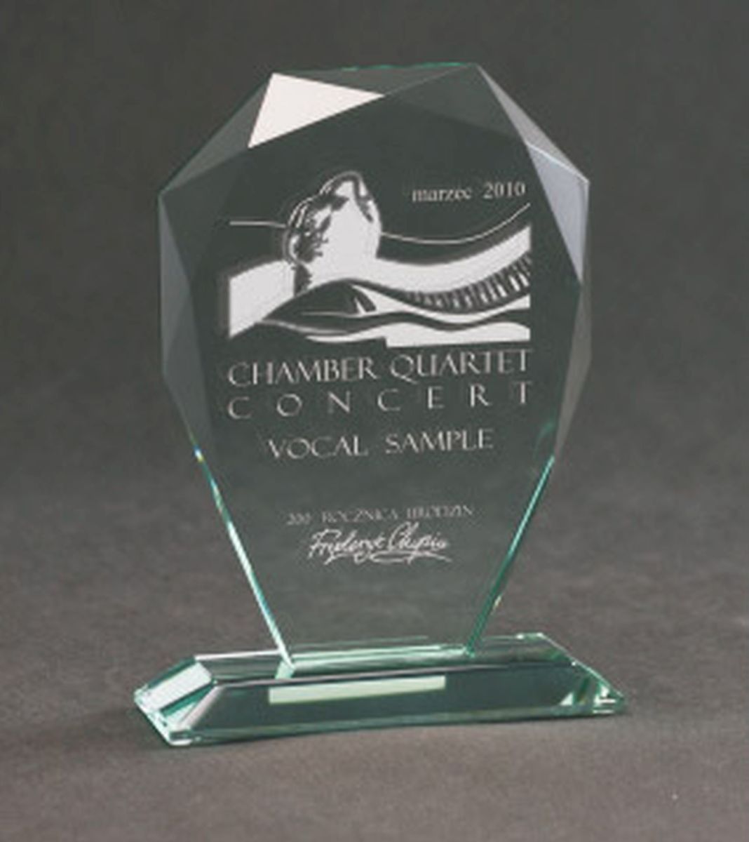 Victoria Sport Trofeum szklane grawerowane z etui