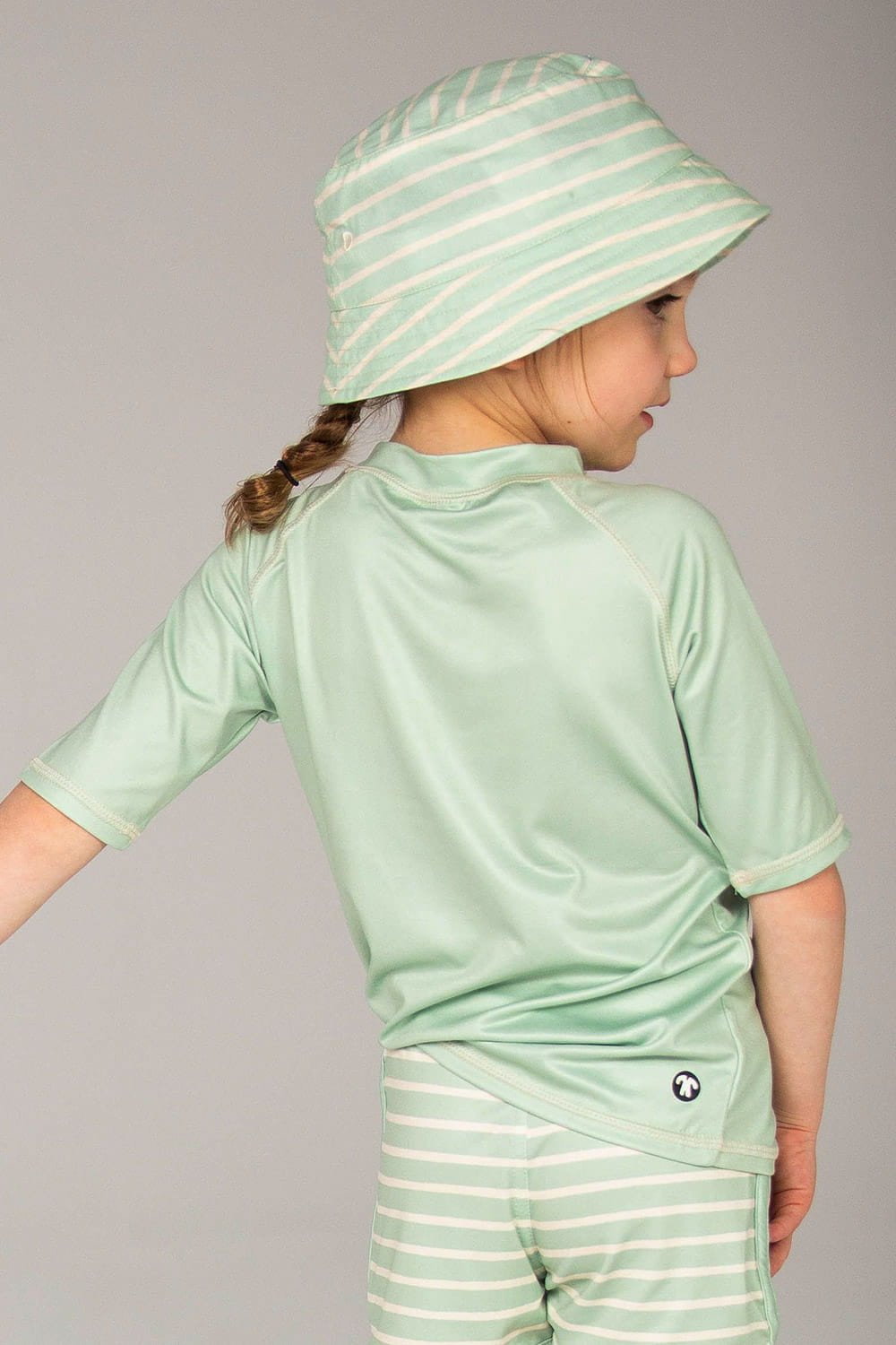 T-shirt przeciwsłoneczny UV 50+ dla dzieci 122-128, 7-8 lat, Ducksday, Light green