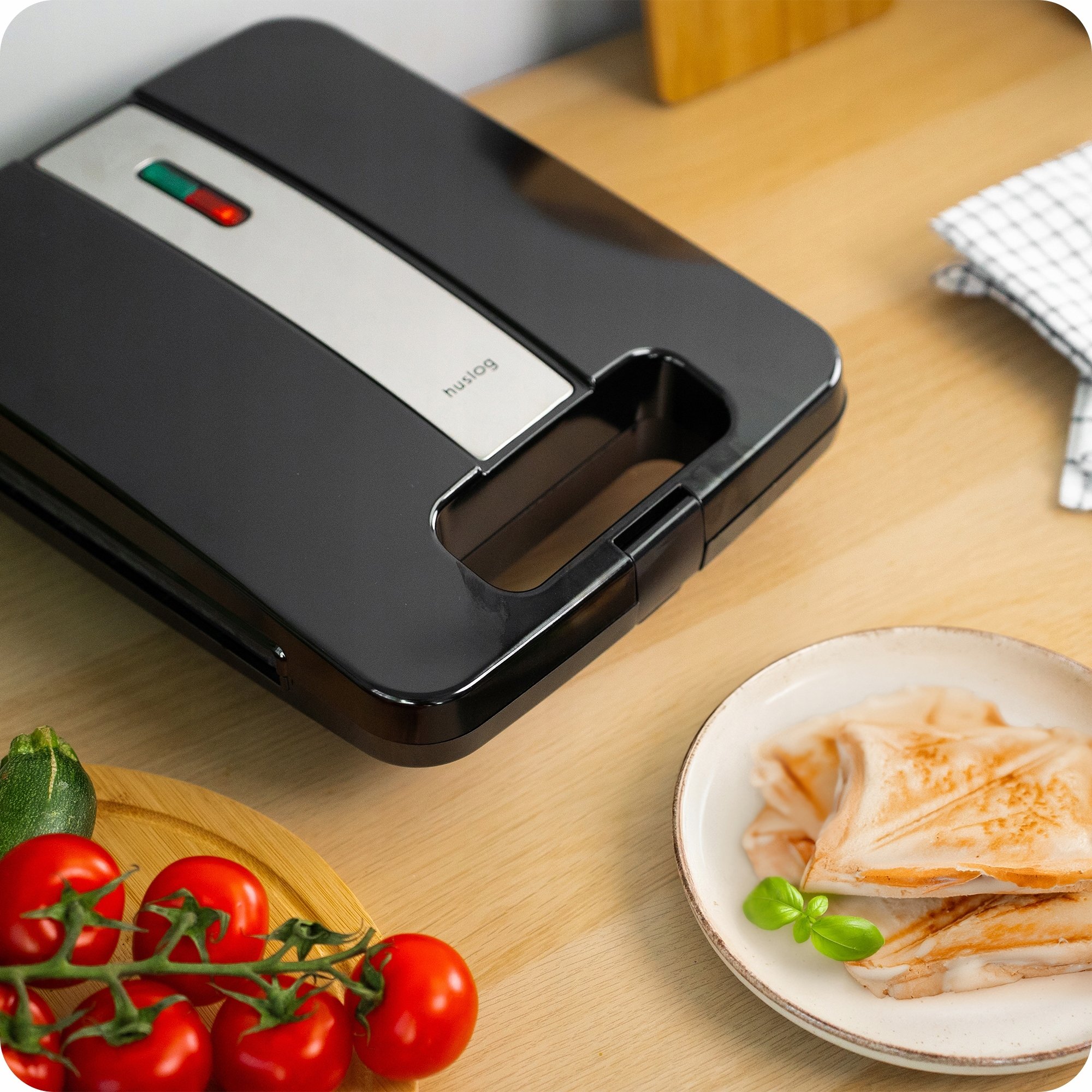 Huslog opiekacz na 4 kanapki sandwich 1800W