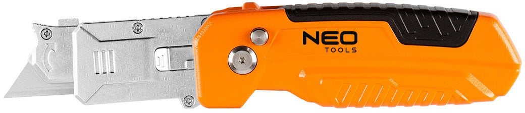 Nóż z ostrzem trapezowym ze skrobakiem