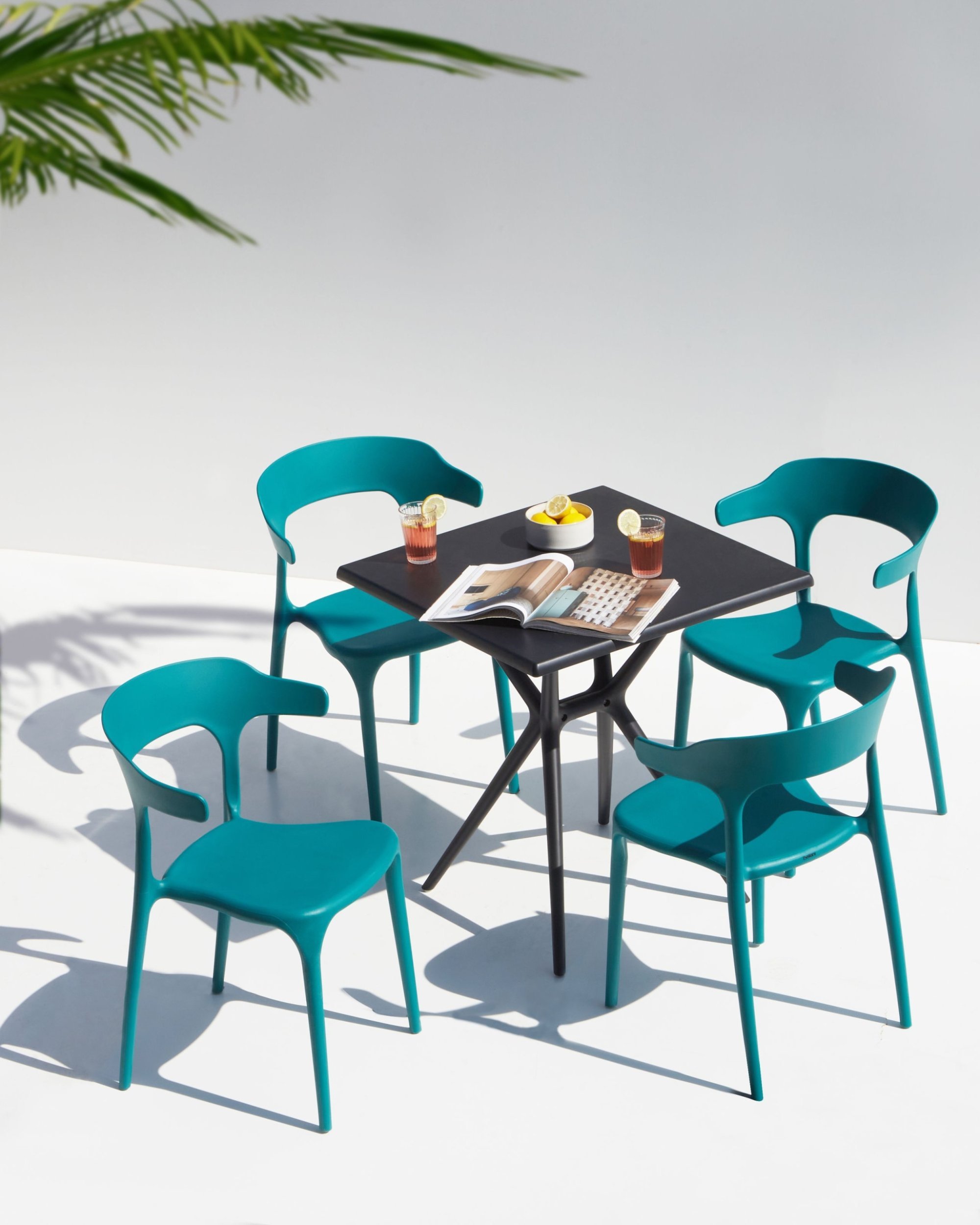 Zestaw 4 krzeseł ogrodowych GUBBIO Lazurowy