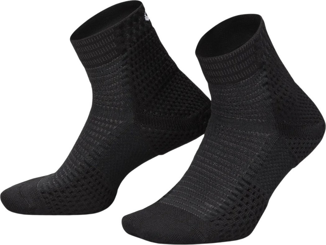 Skarpety Nike Unicorn czarne DQ7597 010 38-42