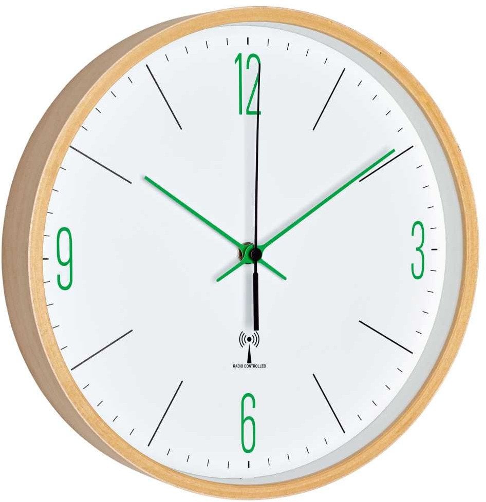 TFA 60.3524.04 z zielonymi cyframi i wskazówkami