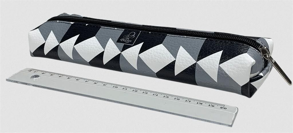 Piórnik Bee-bee Piórnik Jamnik Kostki